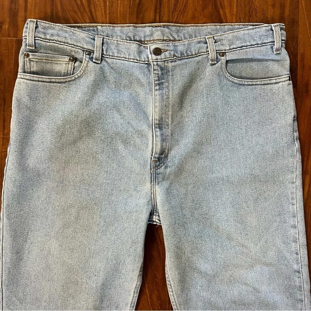 Vintage 90s Levi’s 540 Light Wash Flex Relaxed Fit Made in USA size 44 x 30